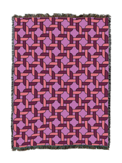 Knots Blanket Berry